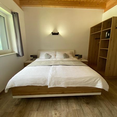 Apart Montis See Bagian luar foto